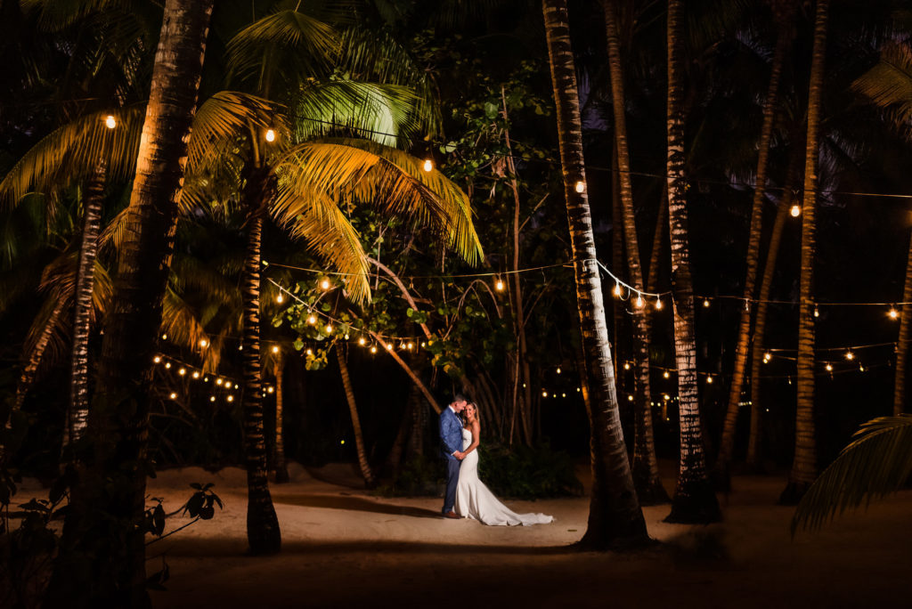 Bahamas sunset wedding, kamalame cay wedding, bahamas wedding photos, lyndah wells photography